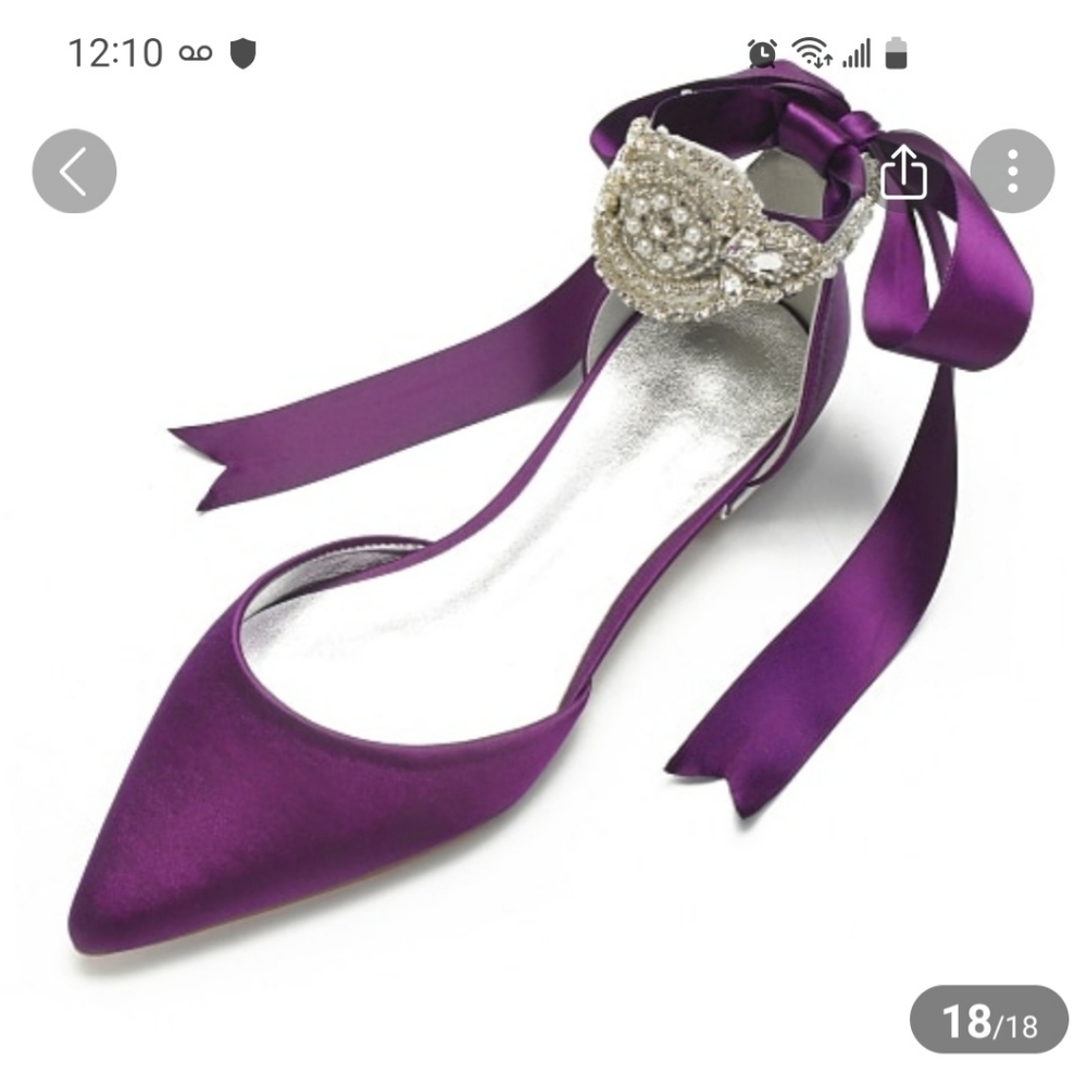 Purple satin dress shoe, size 10 NWT